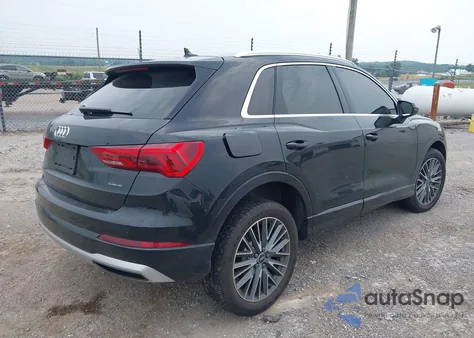 2022 Audi Q3 Premium 40 Tfsi Quattro Tiptronic z USA, uszkodzony, nr VIN WA1AUCF35N1000440